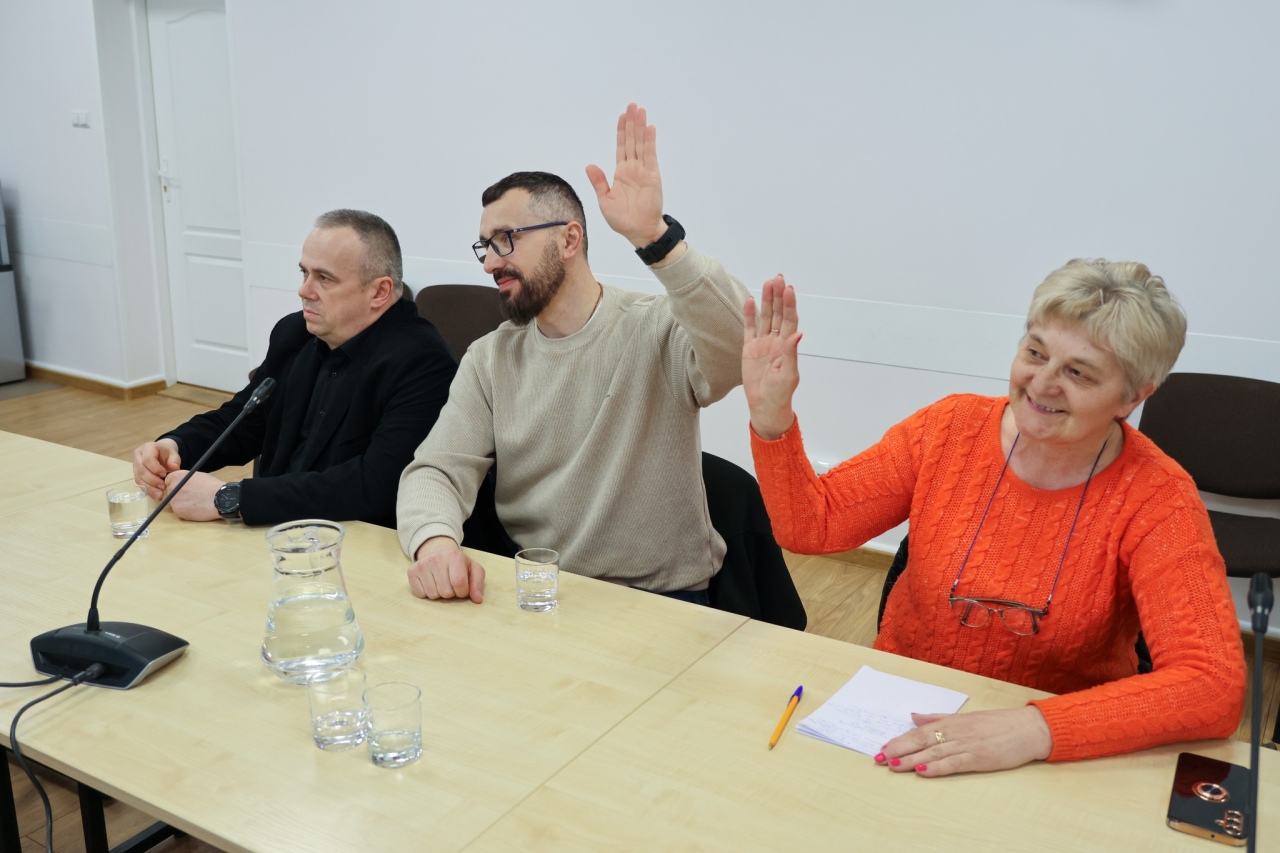 Spotkanie władz miasta z przedstawicielami samorządów osiedlowych [10.04.2025] - zdjęcie #3 - eOstroleka.pl