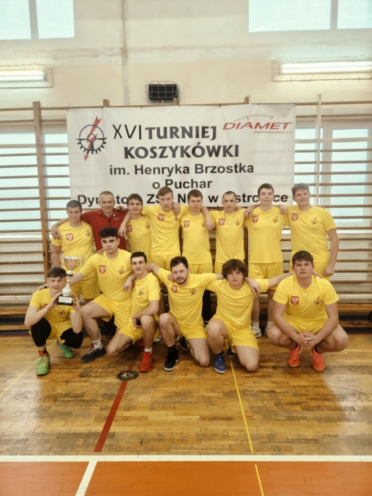 Turniej koszykówki im. Henryka Brzostka [11.04.2025] - zdjęcie #4 - eOstroleka.pl