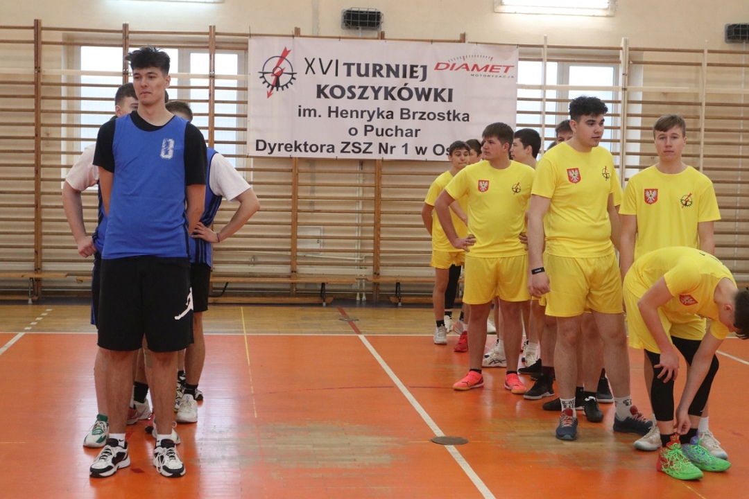 Turniej koszykówki im. Henryka Brzostka [11.04.2025] - zdjęcie #46 - eOstroleka.pl