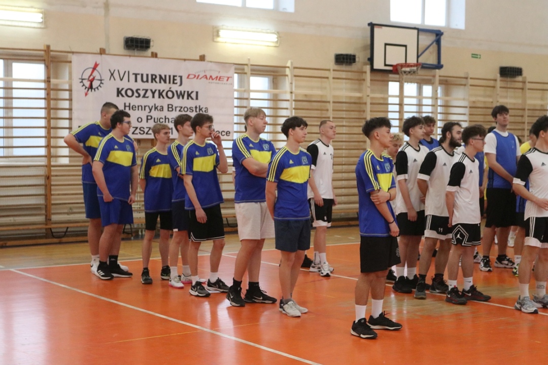 Turniej koszykówki im. Henryka Brzostka [11.04.2025] - zdjęcie #45 - eOstroleka.pl