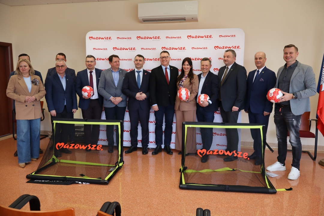 Kongres sportowy w Ostrołęce - fot. Anna Brzezińska - Członkini Zarządu Województwa Mazowieckiego - zdjęcie #8 - eOstroleka.pl