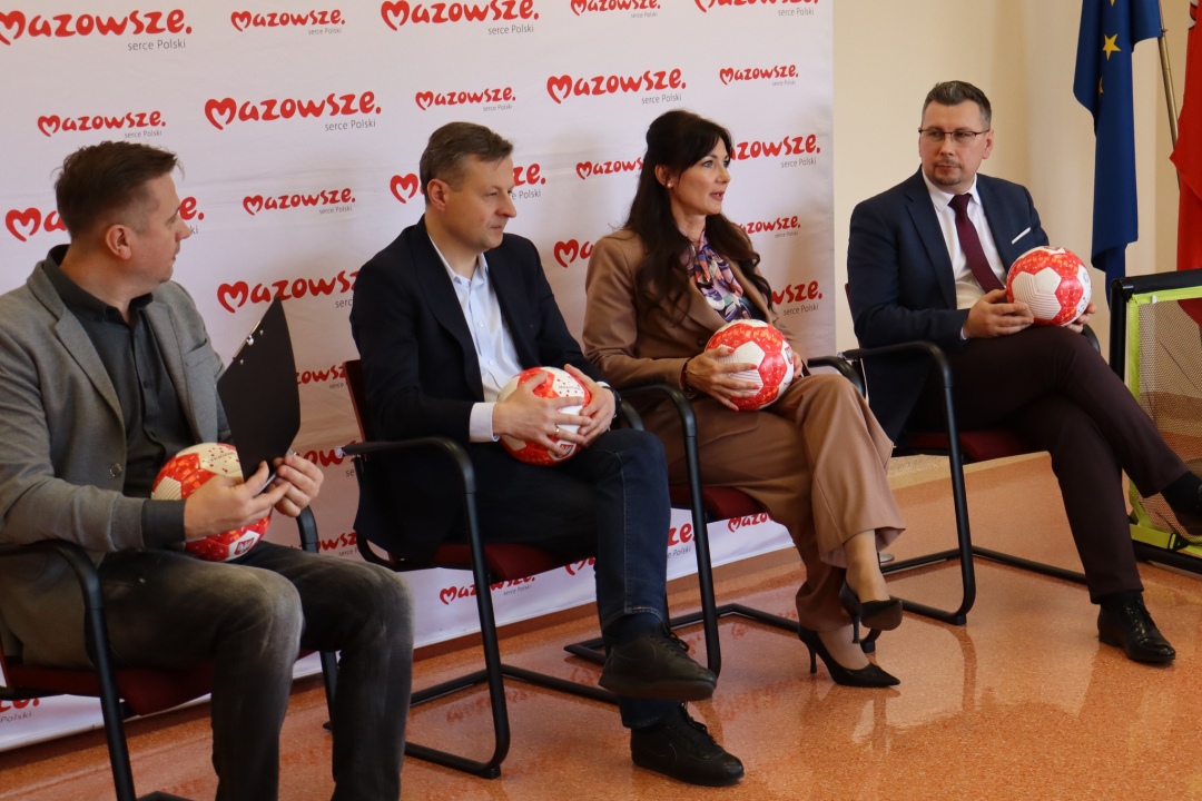 Kongres sportowy w Ostrołęce - fot. Anna Brzezińska - Członkini Zarządu Województwa Mazowieckiego - zdjęcie #1 - eOstroleka.pl