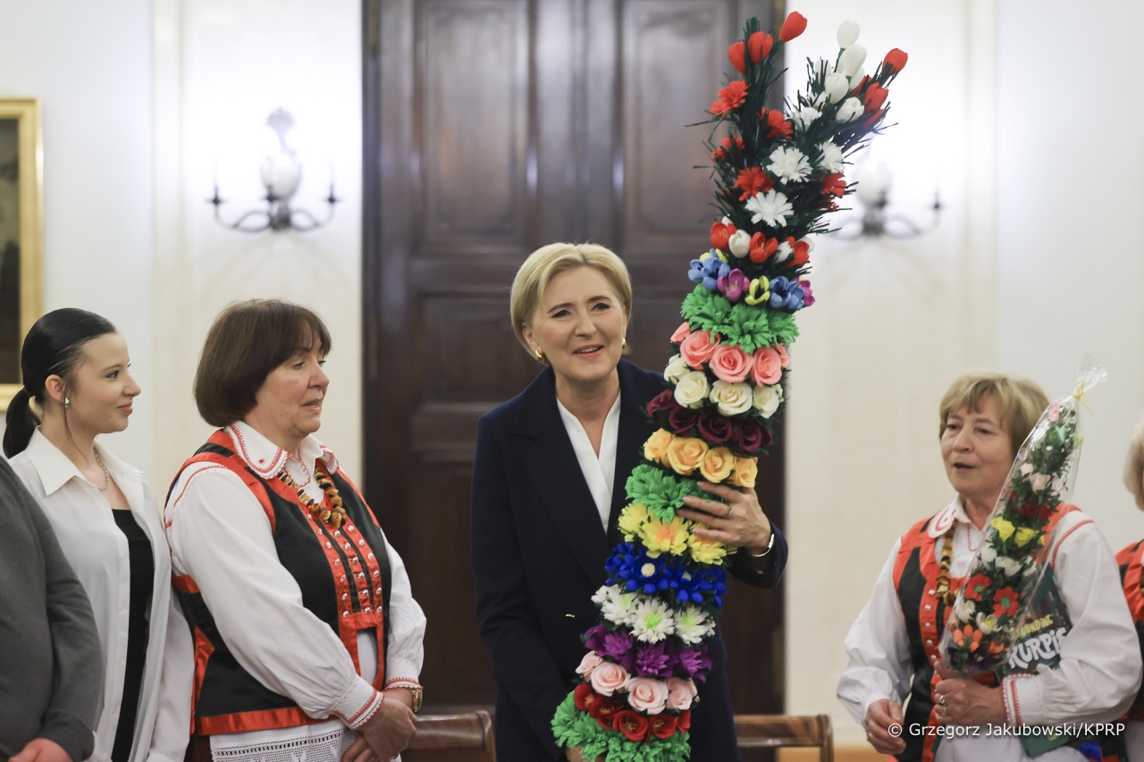 Zagajnica na spotkaniu z Pierwszą Damą, fot. Grzegorz Jakubowski KPRP [11.04.2025] - zdjęcie #2 - eOstroleka.pl