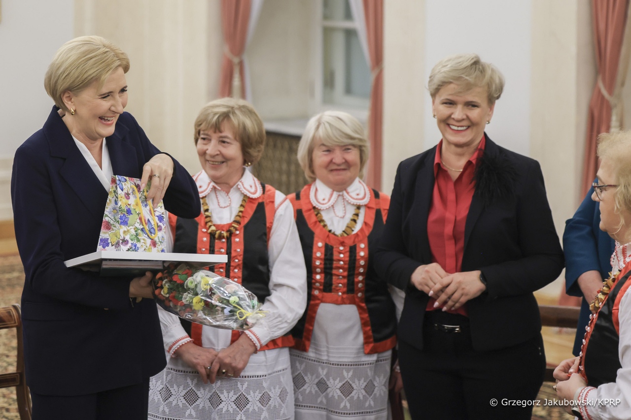 Zagajnica na spotkaniu z Pierwszą Damą, fot. Grzegorz Jakubowski KPRP [11.04.2025] - zdjęcie #3 - eOstroleka.pl