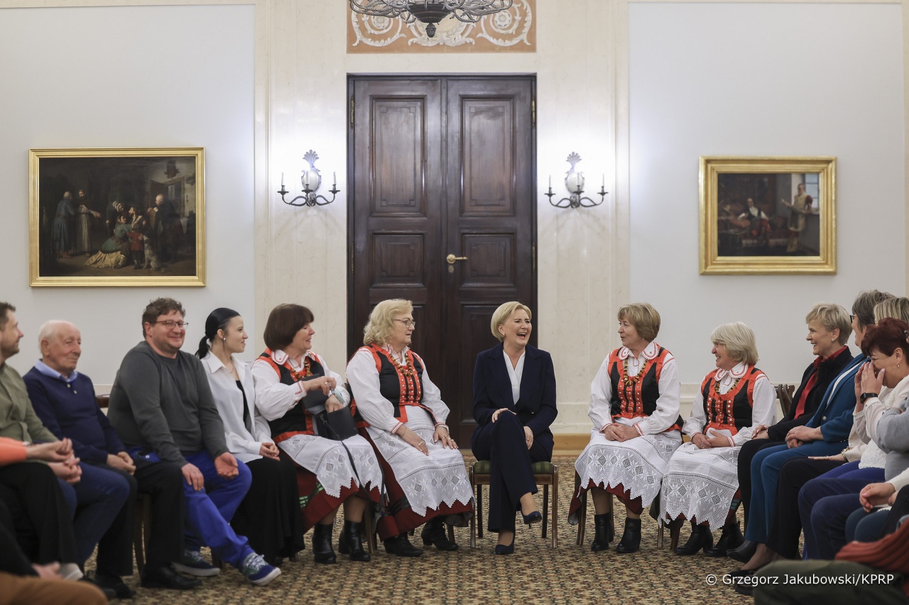 Zagajnica na spotkaniu z Pierwszą Damą, fot. Grzegorz Jakubowski KPRP [11.04.2025] - zdjęcie #5 - eOstroleka.pl