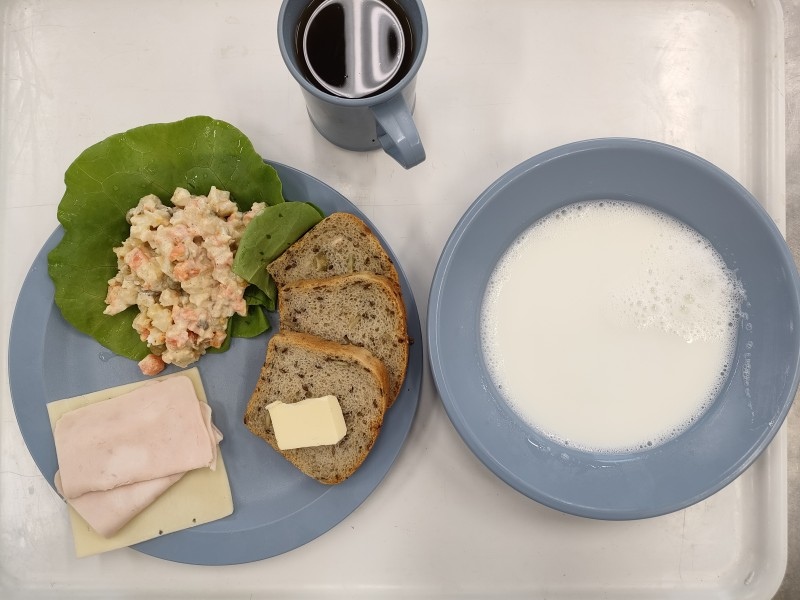 Jedzenie w szpitalu w Ostrołęce - marzec 2025 - zdjęcie #29 - eOstroleka.pl