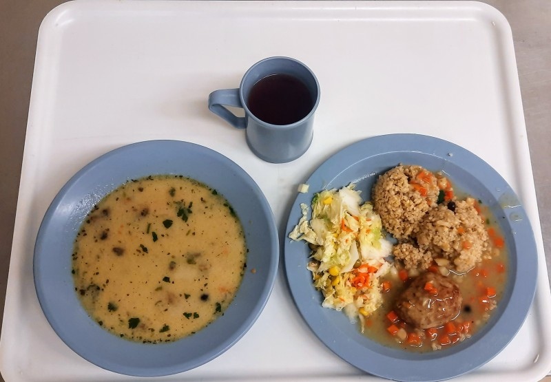 Jedzenie w szpitalu w Ostrołęce - marzec 2025 - zdjęcie #2 - eOstroleka.pl