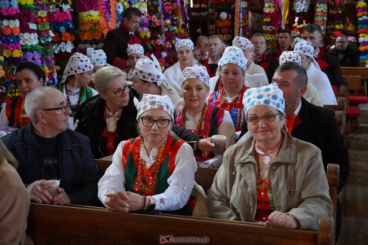 Prezentacje regionalnej pieśni sakralnej w w Kościele pw. św. Anny w Łysych [12.04.2025] - zdjęcie #72 - eOstroleka.pl
