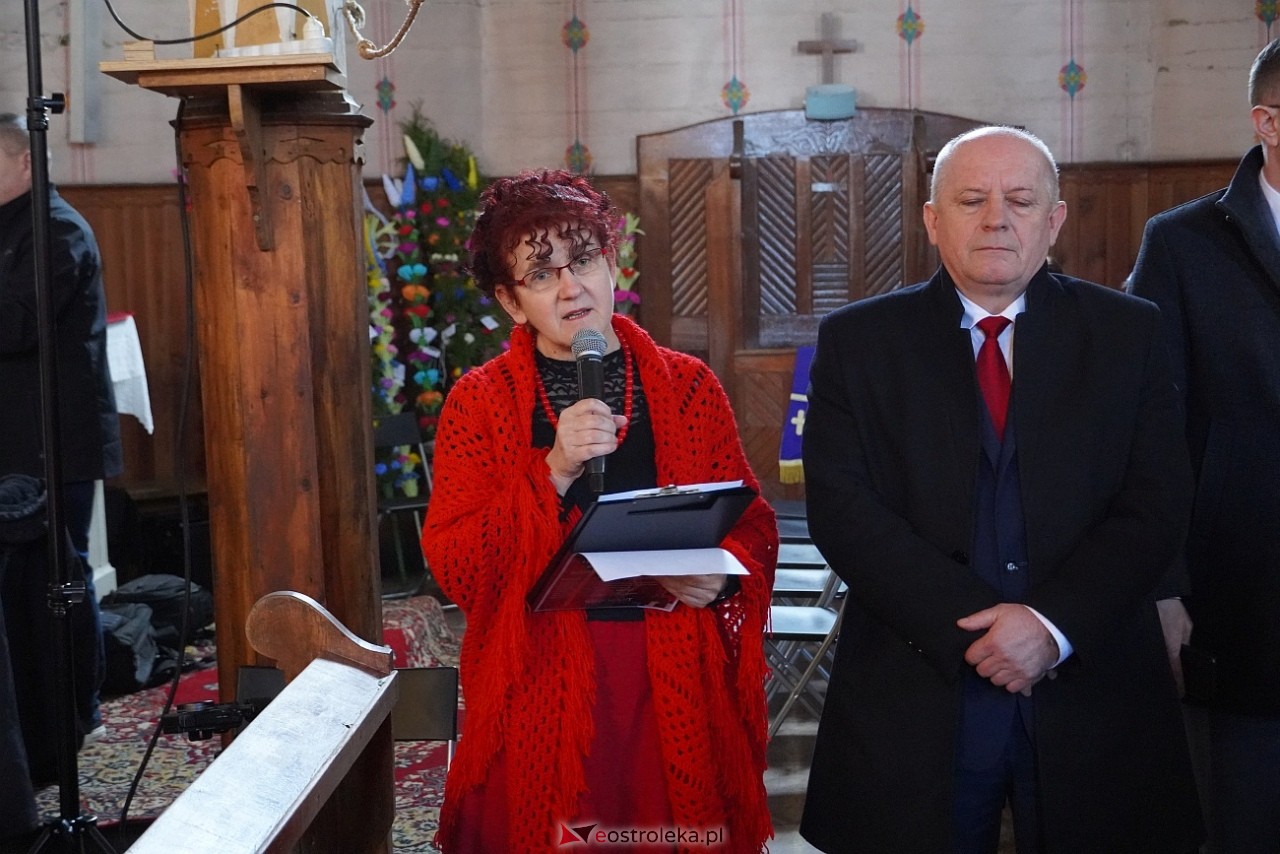 Prezentacje regionalnej pieśni sakralnej w w Kościele pw. św. Anny w Łysych [12.04.2025] - zdjęcie #66 - eOstroleka.pl