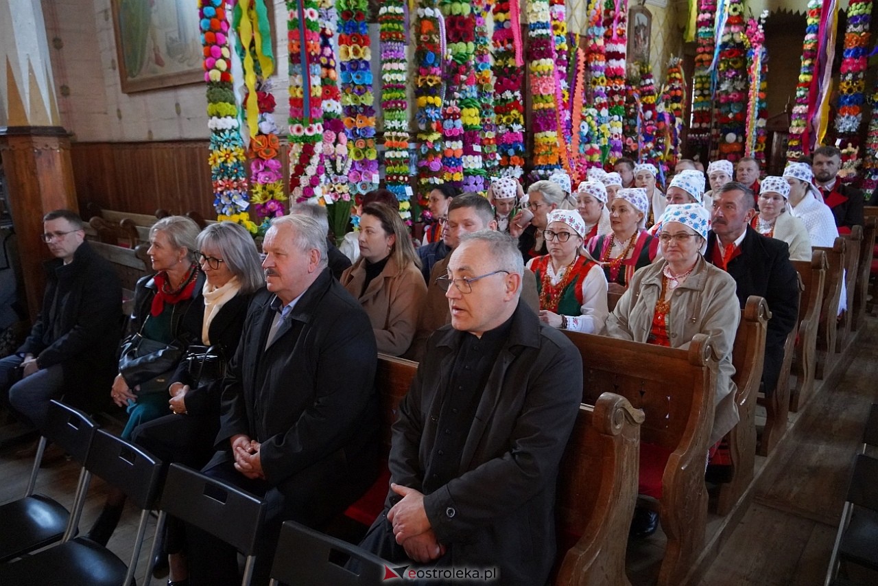 Prezentacje regionalnej pieśni sakralnej w w Kościele pw. św. Anny w Łysych [12.04.2025] - zdjęcie #62 - eOstroleka.pl