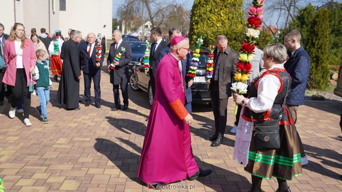 Niedziela Palmowa 2025 w Łysych [13.04.2025] - zdjęcie #480 - eOstroleka.pl
