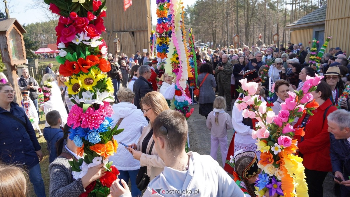 Niedziela Palmowa 2025 w Łysych [13.04.2025] - zdjęcie #440 - eOstroleka.pl