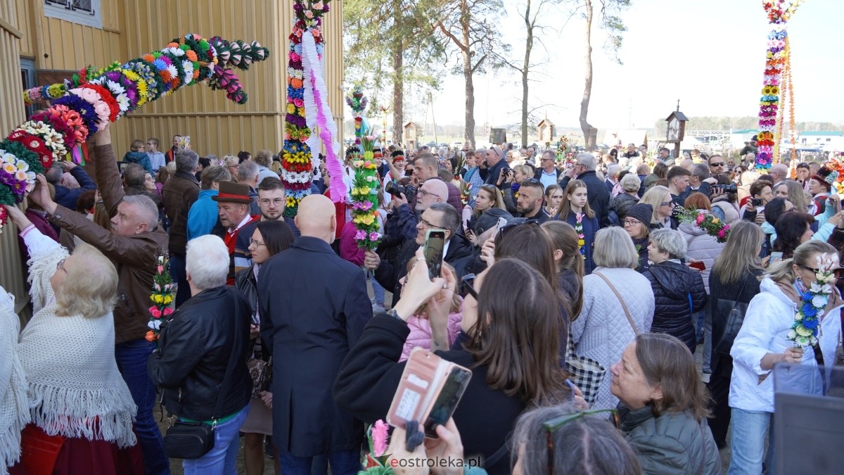 Niedziela Palmowa 2025 w Łysych [13.04.2025] - zdjęcie #423 - eOstroleka.pl