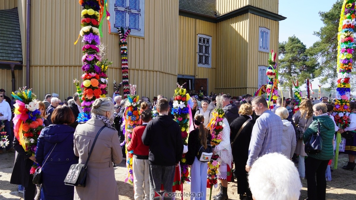 Niedziela Palmowa 2025 w Łysych [13.04.2025] - zdjęcie #397 - eOstroleka.pl