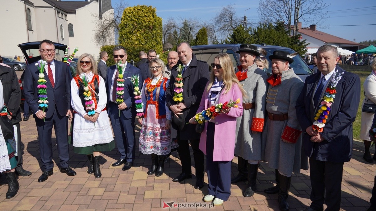 Niedziela Palmowa 2025 w Łysych [13.04.2025] - zdjęcie #382 - eOstroleka.pl