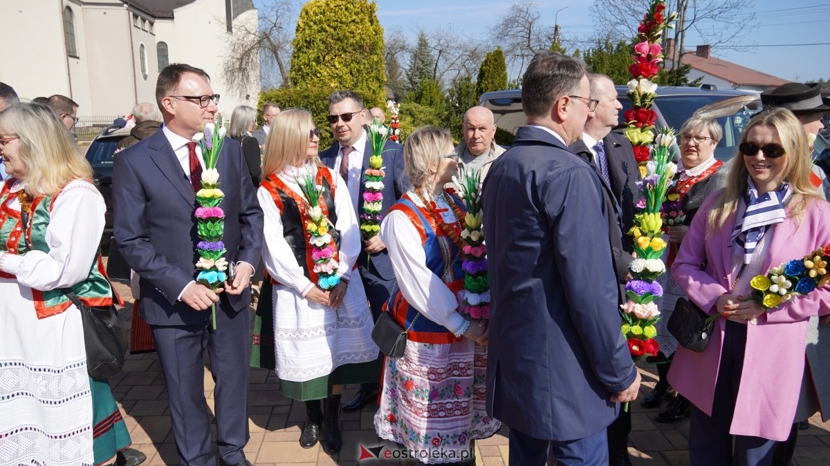 Niedziela Palmowa 2025 w Łysych [13.04.2025] - zdjęcie #376 - eOstroleka.pl