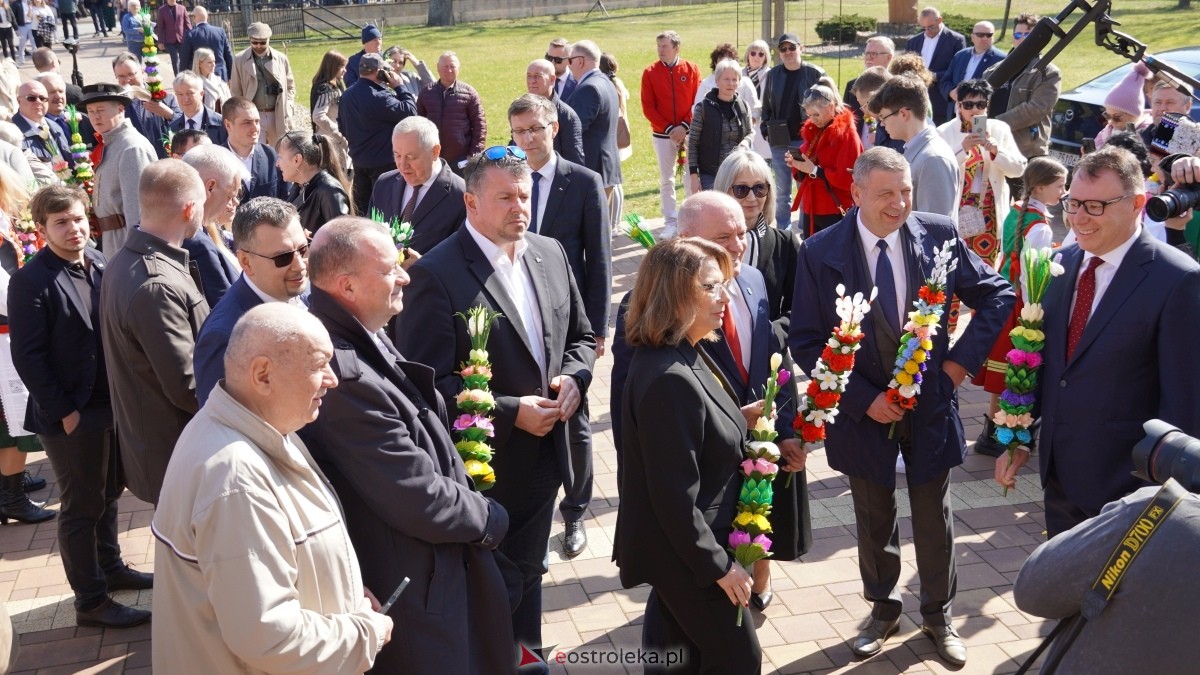 Niedziela Palmowa 2025 w Łysych [13.04.2025] - zdjęcie #345 - eOstroleka.pl