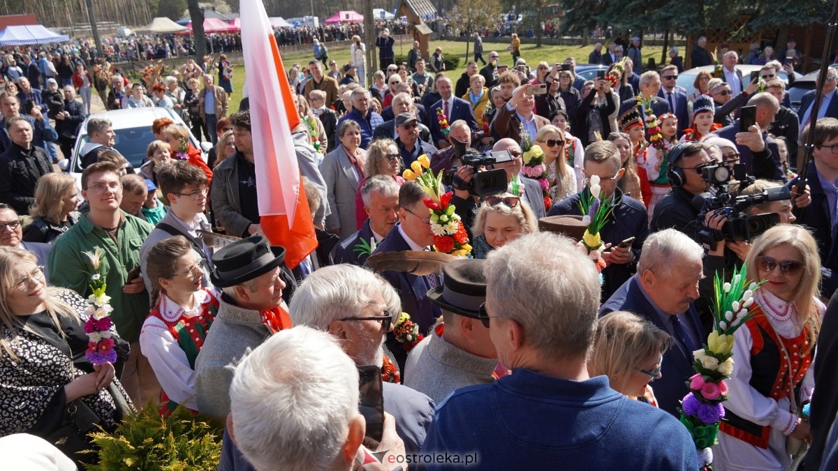 Niedziela Palmowa 2025 w Łysych [13.04.2025] - zdjęcie #246 - eOstroleka.pl