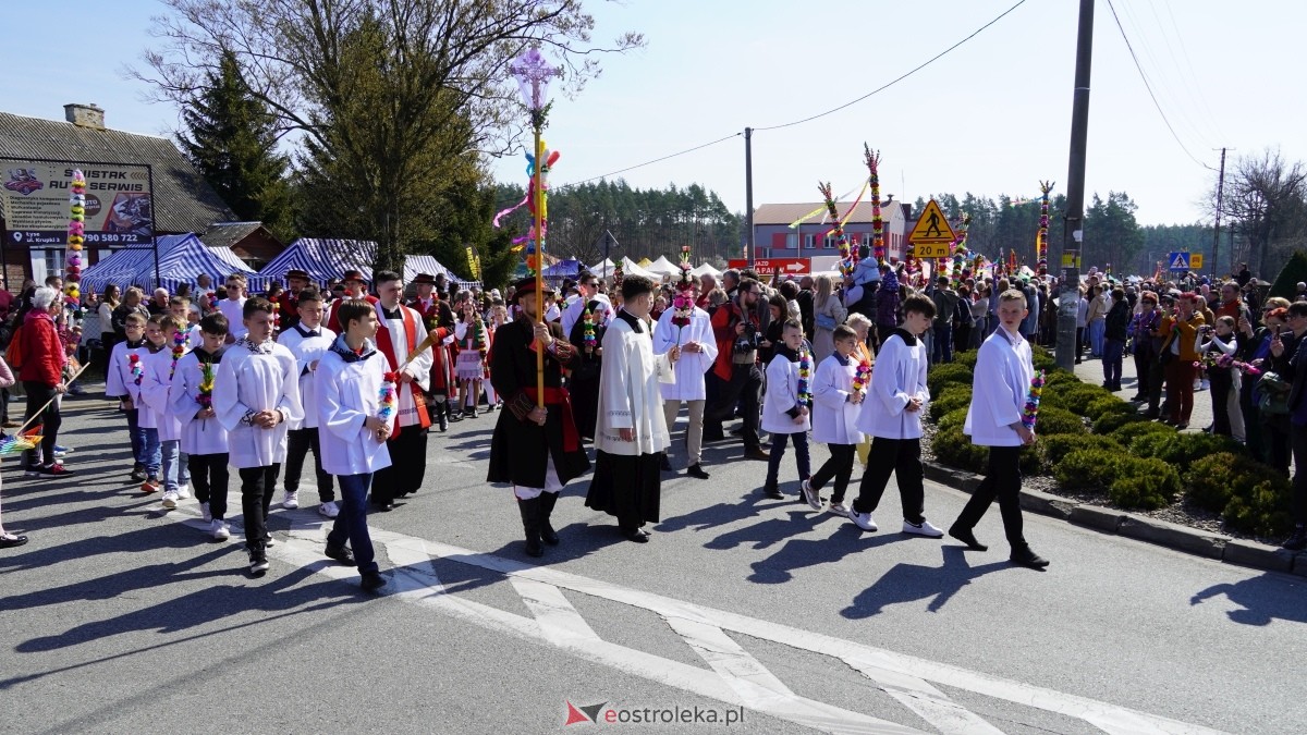 Niedziela Palmowa 2025 w Łysych [13.04.2025] - zdjęcie #199 - eOstroleka.pl