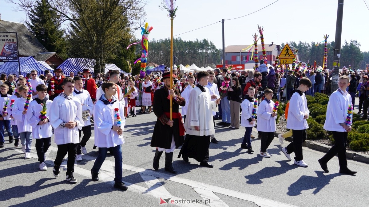 Niedziela Palmowa 2025 w Łysych [13.04.2025] - zdjęcie #198 - eOstroleka.pl