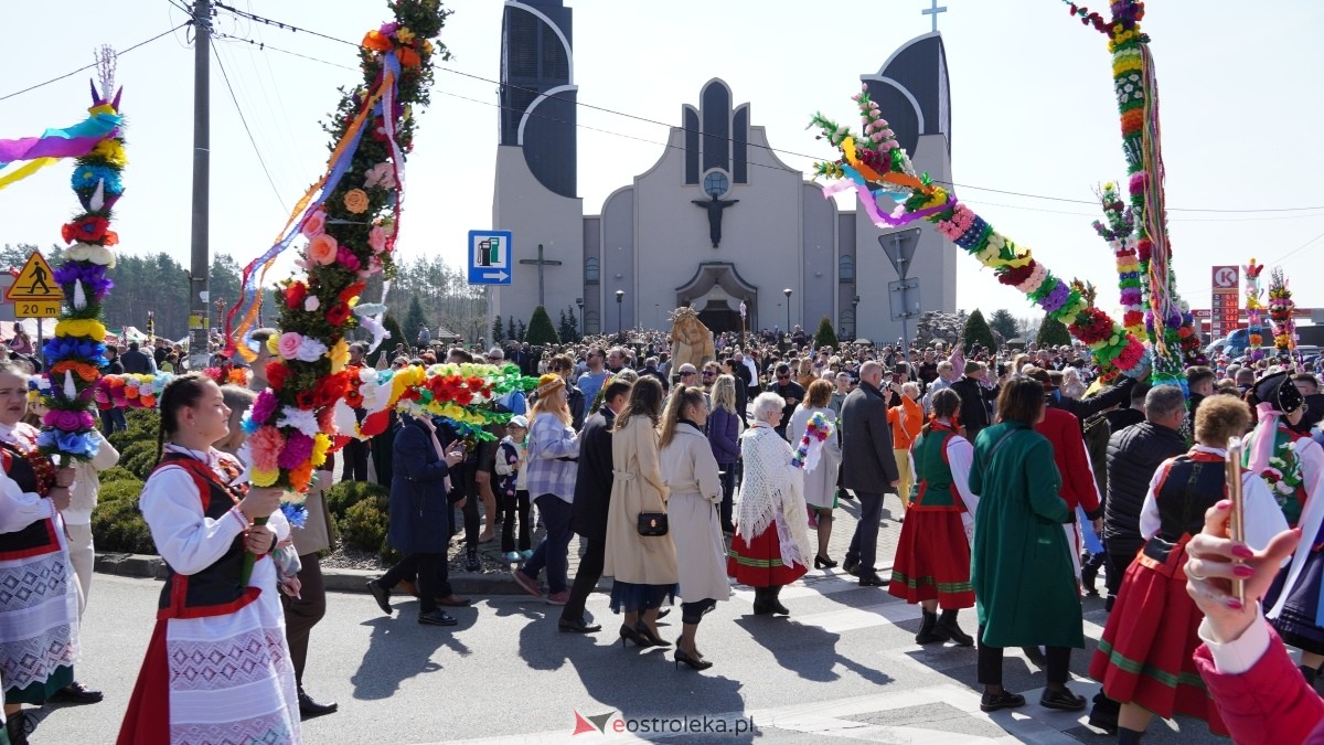 Niedziela Palmowa 2025 w Łysych [13.04.2025] - zdjęcie #163 - eOstroleka.pl