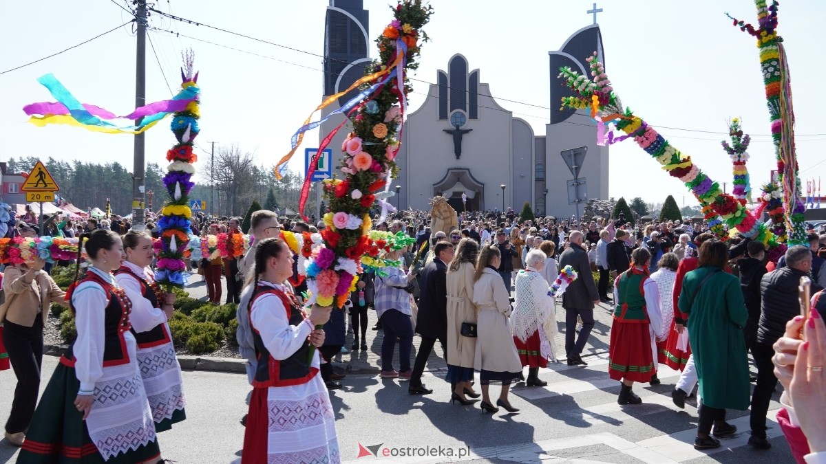 Niedziela Palmowa 2025 w Łysych [13.04.2025] - zdjęcie #162 - eOstroleka.pl