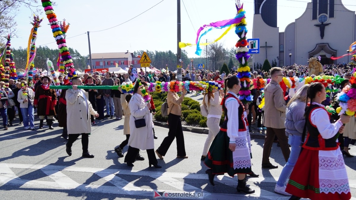 Niedziela Palmowa 2025 w Łysych [13.04.2025] - zdjęcie #161 - eOstroleka.pl
