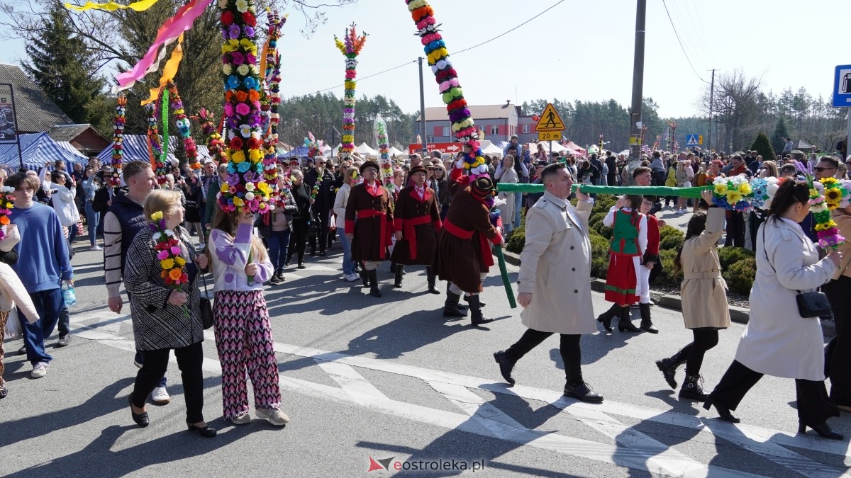 Niedziela Palmowa 2025 w Łysych [13.04.2025] - zdjęcie #158 - eOstroleka.pl