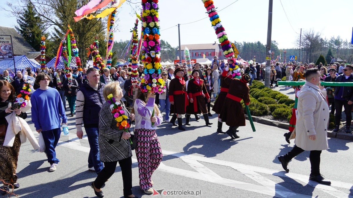 Niedziela Palmowa 2025 w Łysych [13.04.2025] - zdjęcie #156 - eOstroleka.pl