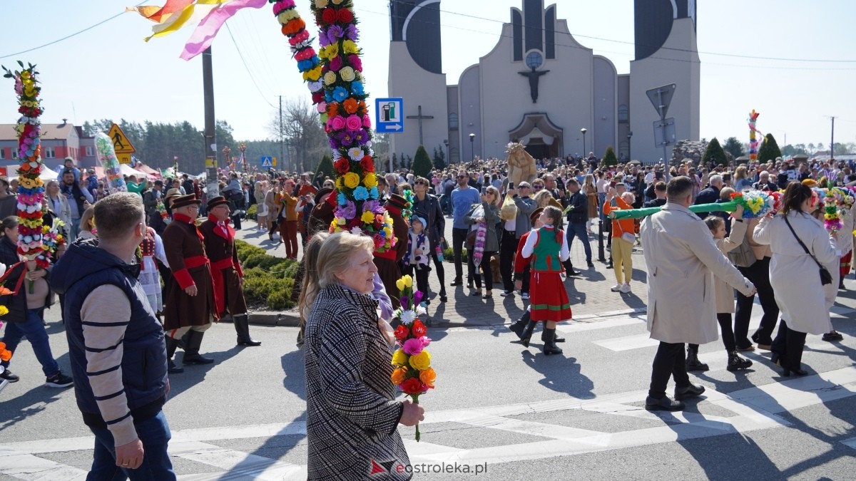 Niedziela Palmowa 2025 w Łysych [13.04.2025] - zdjęcie #153 - eOstroleka.pl
