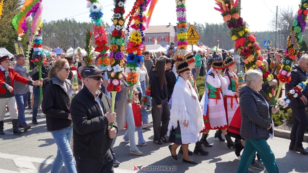 Niedziela Palmowa 2025 w Łysych [13.04.2025] - zdjęcie #148 - eOstroleka.pl