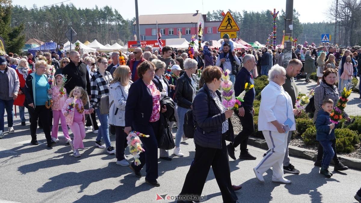 Niedziela Palmowa 2025 w Łysych [13.04.2025] - zdjęcie #135 - eOstroleka.pl