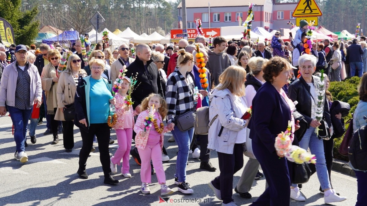 Niedziela Palmowa 2025 w Łysych [13.04.2025] - zdjęcie #133 - eOstroleka.pl