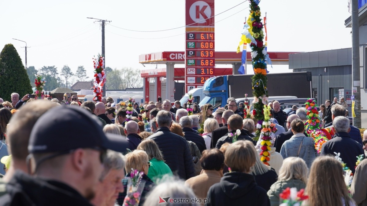Niedziela Palmowa 2025 w Łysych [13.04.2025] - zdjęcie #116 - eOstroleka.pl