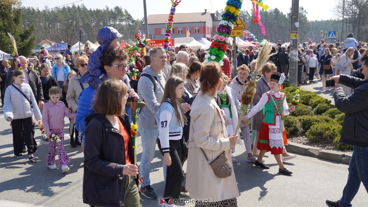 Niedziela Palmowa 2025 w Łysych [13.04.2025] - zdjęcie #105 - eOstroleka.pl