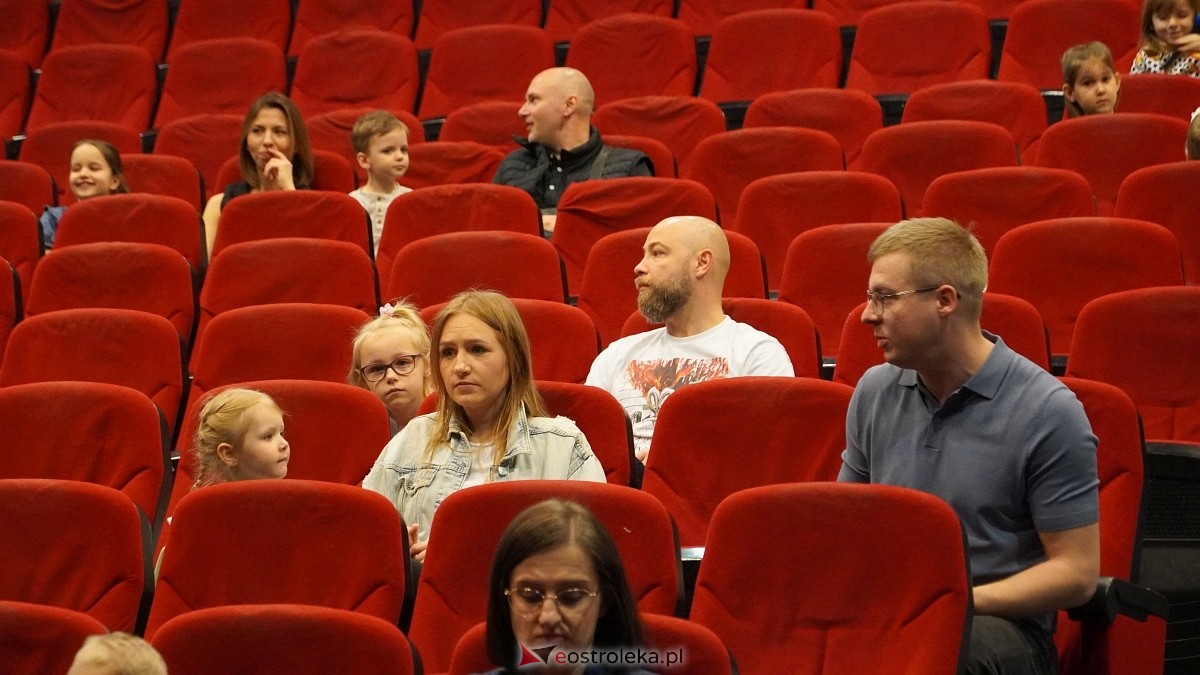 Spektakl Koziołek Matołek i jego przygody [13.04.2025] - zdjęcie #31 - eOstroleka.pl