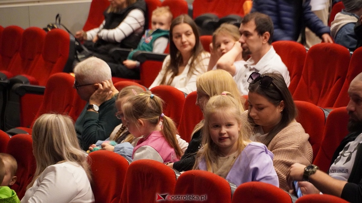 Spektakl Koziołek Matołek i jego przygody [13.04.2025] - zdjęcie #27 - eOstroleka.pl