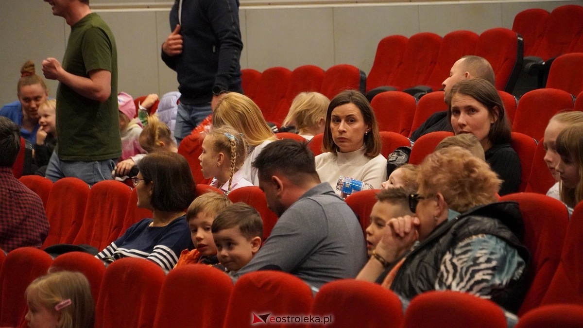 Spektakl Koziołek Matołek i jego przygody [13.04.2025] - zdjęcie #23 - eOstroleka.pl