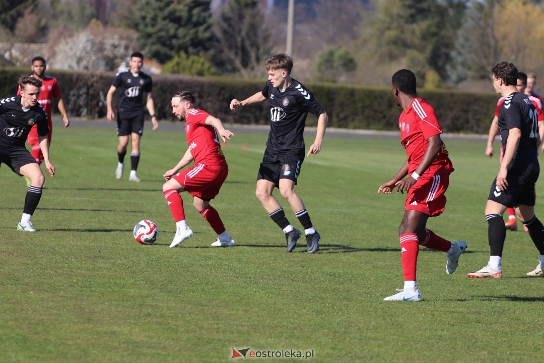 Narew Ostrołęka - Polonia II Warszawa [13.04.2025] - zdjęcie #11 - eOstroleka.pl