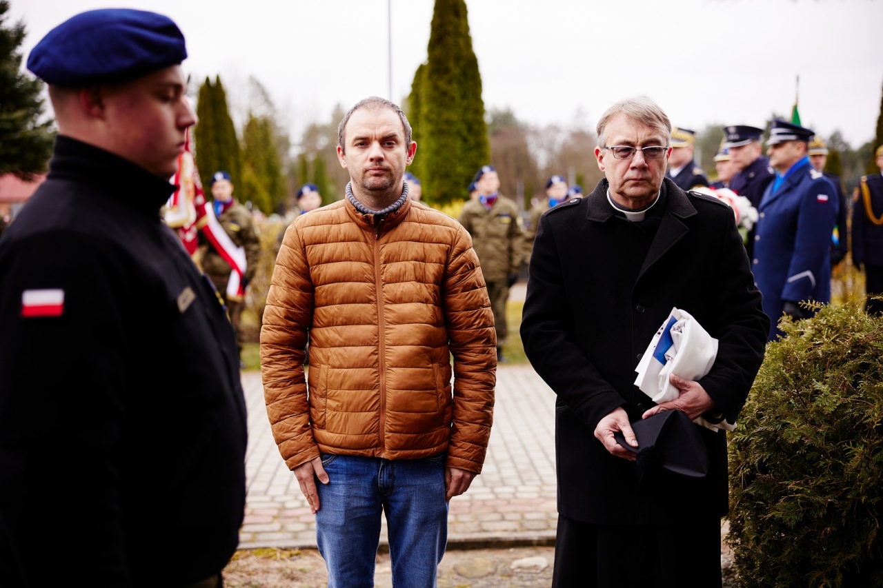 85. rocznica Zbrodni Katyńskiej - uroczystości w Ostrołęce [11.04.2025] - zdjęcie #4 - eOstroleka.pl