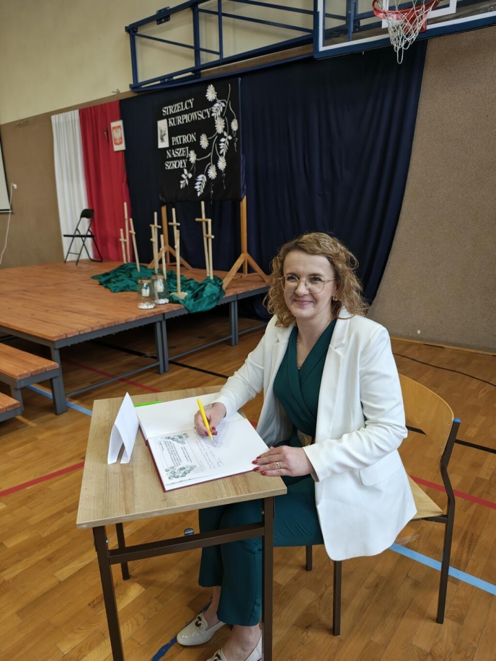 Jubileusz 7-lecia nadania imienia ZSP w Kadzidle [15.04.2025] - zdjęcie #10 - eOstroleka.pl