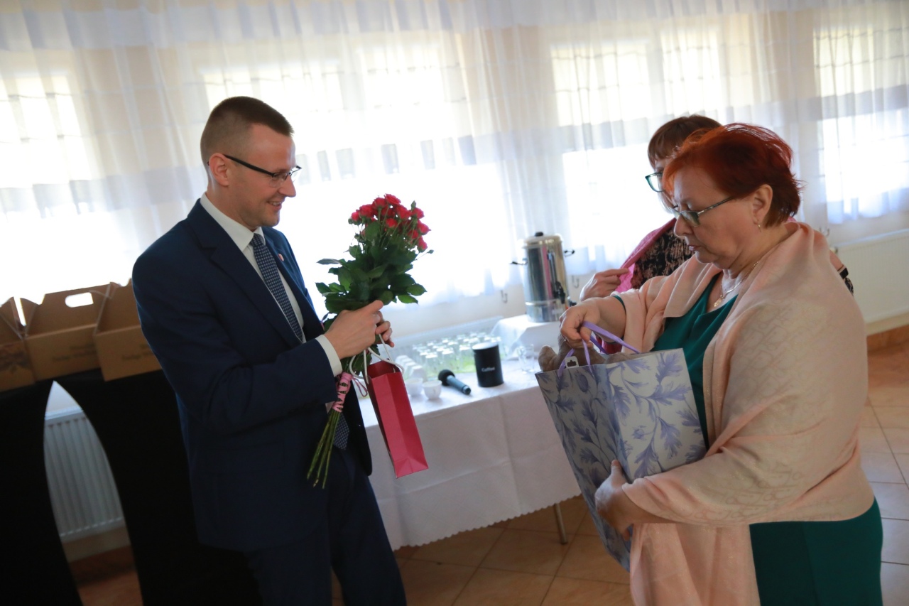 Sesja Rady Gminy w Rzekuniu [10.04.2025] - zdjęcie #29 - eOstroleka.pl