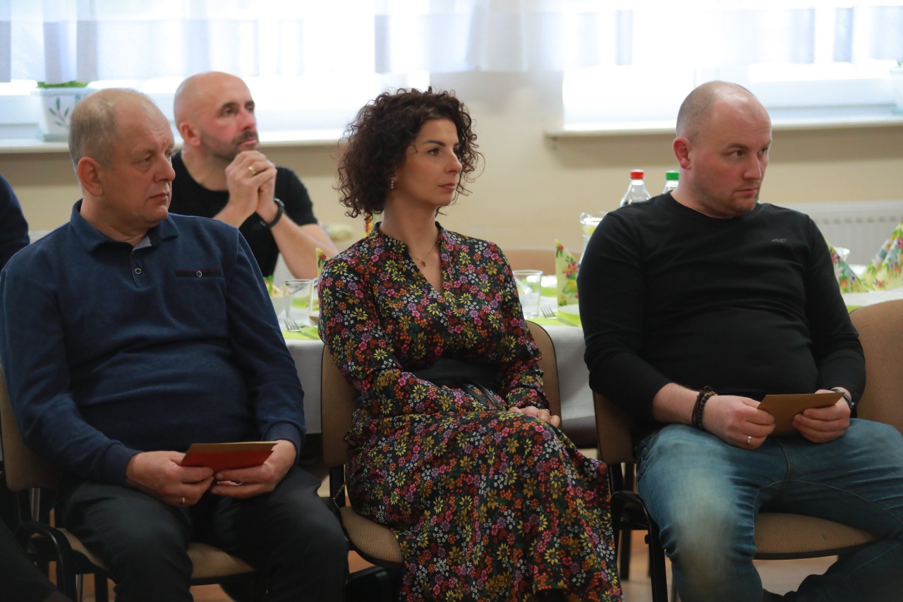 Sesja Rady Gminy w Rzekuniu [10.04.2025] - zdjęcie #12 - eOstroleka.pl