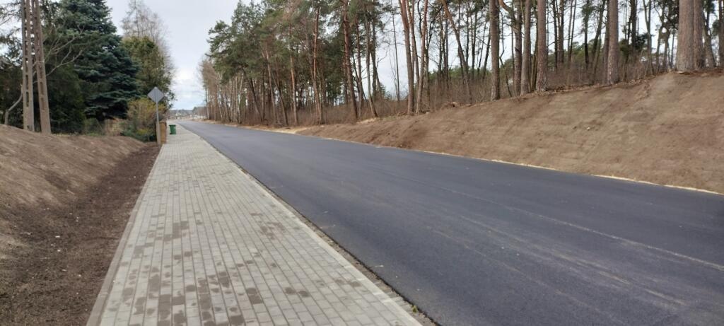 Przebudowa drogi Kadzidło - Jeglijowiec - Gleba - odbiór kolejnego etau [16.04.2025] - zdjęcie #16 - eOstroleka.pl