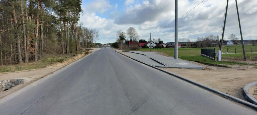 Przebudowa drogi Kadzidło - Jeglijowiec - Gleba - odbiór kolejnego etau [16.04.2025] - zdjęcie #1 - eOstroleka.pl