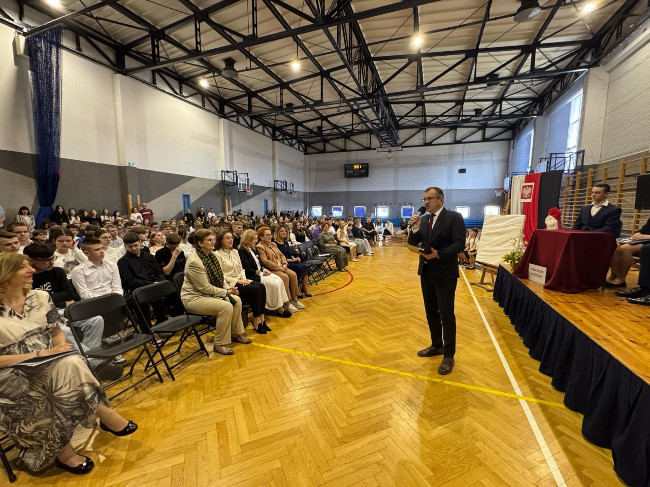 Tysiąclecie Królestwa Polskiego uczczone w Szkole Podstawowej nr 10 w Ostrołęce [15.04.2025] - zdjęcie #39 - eOstroleka.pl