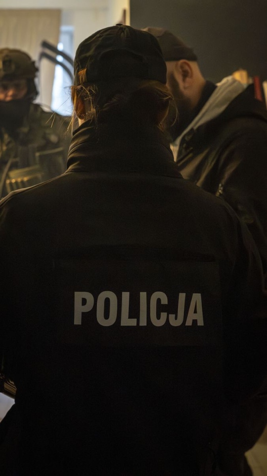 Zatrzymania do sprawy podpalenia hali w Gdańsku, fot. KWP Gdańsk - zdjęcie #47 - eOstroleka.pl