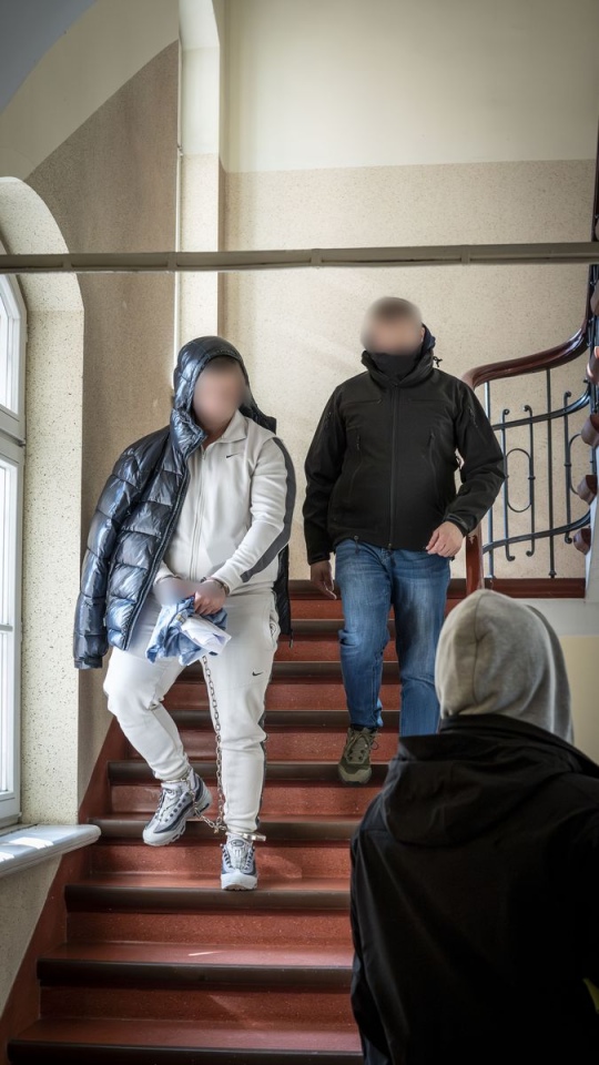 Zatrzymania do sprawy podpalenia hali w Gdańsku, fot. KWP Gdańsk - zdjęcie #29 - eOstroleka.pl