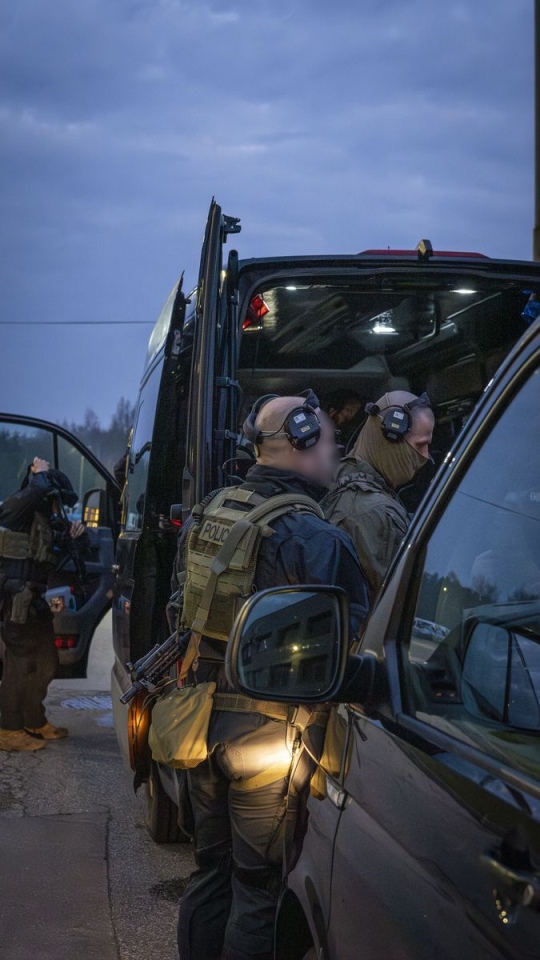 Zatrzymania do sprawy podpalenia hali w Gdańsku, fot. KWP Gdańsk - zdjęcie #20 - eOstroleka.pl