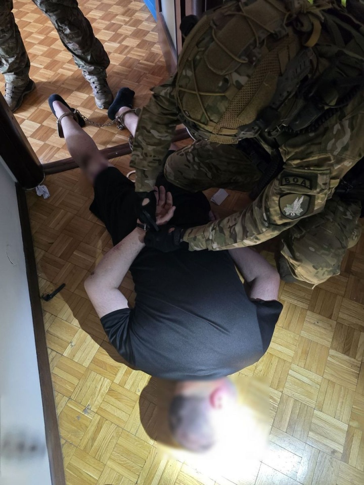 Zatrzymania do sprawy podpalenia hali w Gdańsku, fot. KWP Gdańsk - zdjęcie #2 - eOstroleka.pl